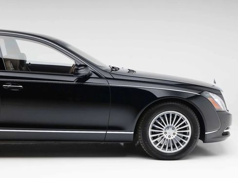 Used 2012 Maybach 62 RWD image 20
