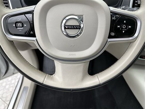 Used 2021 Volvo XC90 T8 Inscription w/ Lounge Package image 14