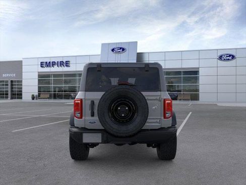 New 2026 Ford Bronco Big Bend w/ Black Diamond Package AWD/4WD image 5