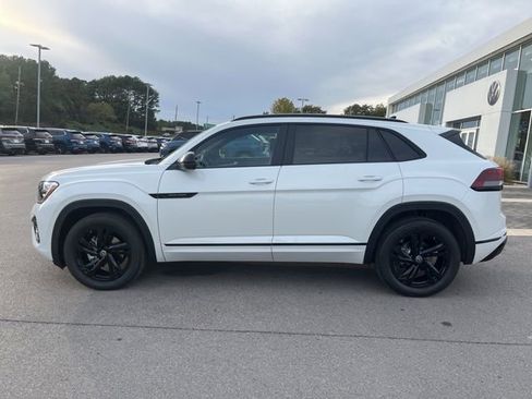 New 2026 Volkswagen Atlas Cross Sport SEL R-Line AWD/4WD image 3