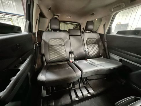 Used 2024 Nissan Pathfinder S w/ Cargo Package image 22