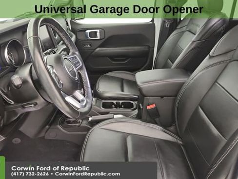 Used 2022 Jeep Wrangler Unlimited Sahara w/ Cold Weather Group image 12