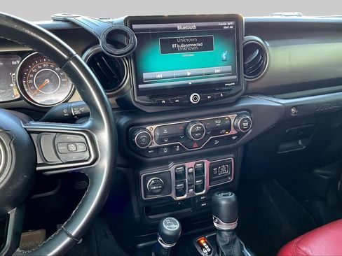 Used 2018 Jeep Wrangler Unlimited Sport S AWD/4WD image 6