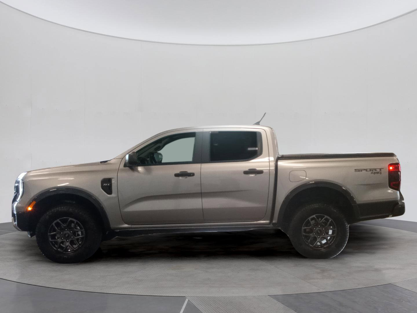 Used 2024 Ford Ranger XLT w/ Equipment Group 301A High AWD/4WD image 2