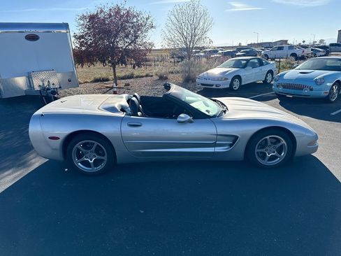 Used 2004 Chevrolet Corvette Convertible w/ Preferred Equipment Group RWD image 69