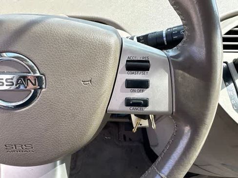 Used 2004 Nissan Quest SE w/ (SEA) Seat Pkg FWD image 13