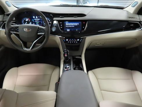Used 2024 Cadillac XT6 Premium Luxury w/ Technology Package image 25