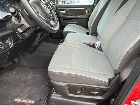 Used 2024 RAM 2500 Big Horn w/ Bed Utility Group image 16