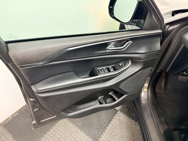 Certified 2024 Jeep Grand Cherokee Altitude AWD/4WD image 21