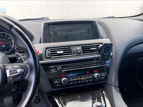 Used 2013 BMW M6 Convertible RWD image 14
