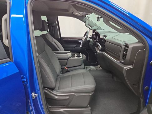 Used 2023 Chevrolet Silverado 1500 LT w/ Protection Package AWD/4WD image 11