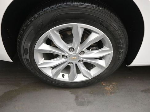 Used 2024 Chevrolet Malibu LT FWD image 42