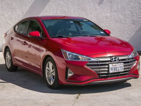 Used 2019 Hyundai Elantra SEL image 3