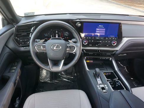 Used 2025 Lexus TX 350 AWD w/ Technology Package image 6