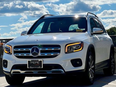 Certified 2023 Mercedes-Benz GLB 250 4MATIC image 4