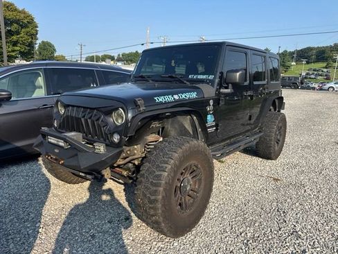 Used 2015 Jeep Wrangler Unlimited Sport w/ Quick Order Package 24S AWD/4WD image 2