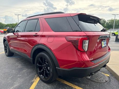 Used 2022 Ford Explorer ST-Line w/ Class IV Trailer Tow Package AWD/4WD image 4