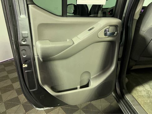 Used 2016 Nissan Frontier SV w/ SV Value Truck Package image 22