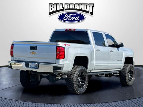 Used 2018 Chevrolet Silverado 1500 LT w/ All Star Edition AWD/4WD image 3