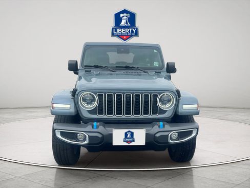 Used 2024 Jeep Wrangler Unlimited Sahara w/ Technology Group AWD/4WD image 1