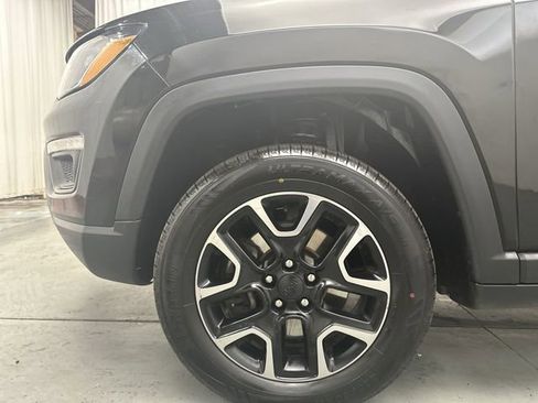 Used 2019 Jeep Compass Trailhawk AWD/4WD image 21