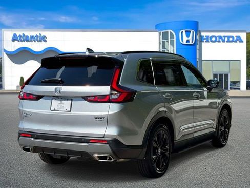 Used 2025 Honda CR-V Sport Touring image 5