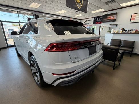 Used 2021 Audi Q8 Prestige w/ Prestige Package AWD/4WD image 10