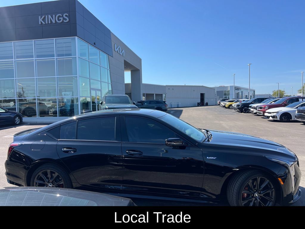 Used 2026 Cadillac CT5 V w/ Technology Package AWD/4WD image 2