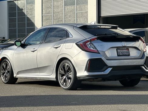 Used 2018 Honda Civic EX image 6