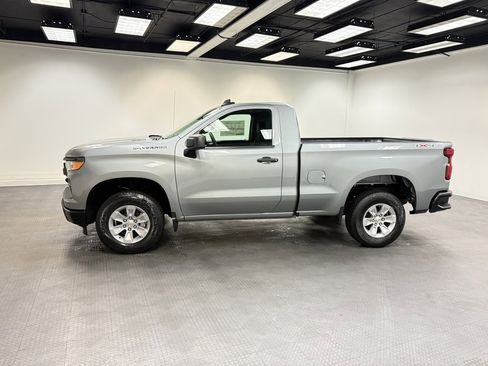 New 2026 Chevrolet Silverado 1500 W/T image 2