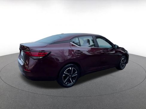 Used 2025 Nissan Sentra SV image 14