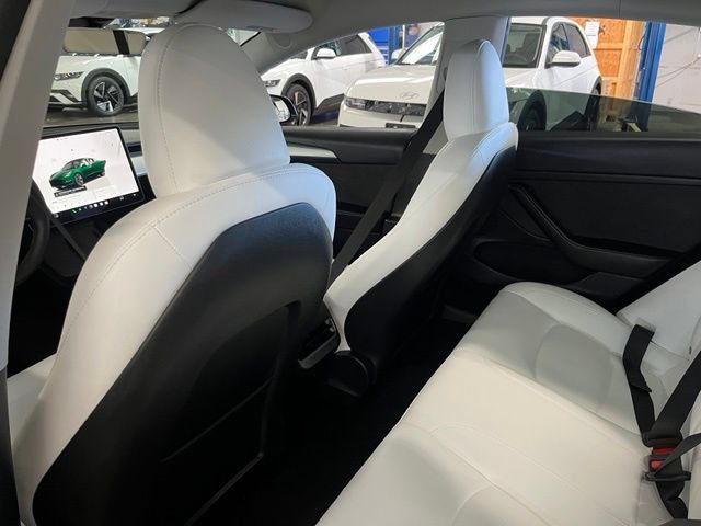 Used 2023 Tesla Model 3 Standard Range RWD image 18