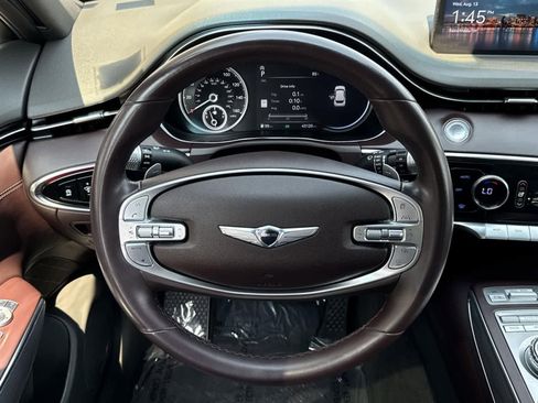 Used 2022 Genesis GV70 2.5T w/ Advanced Package image 10