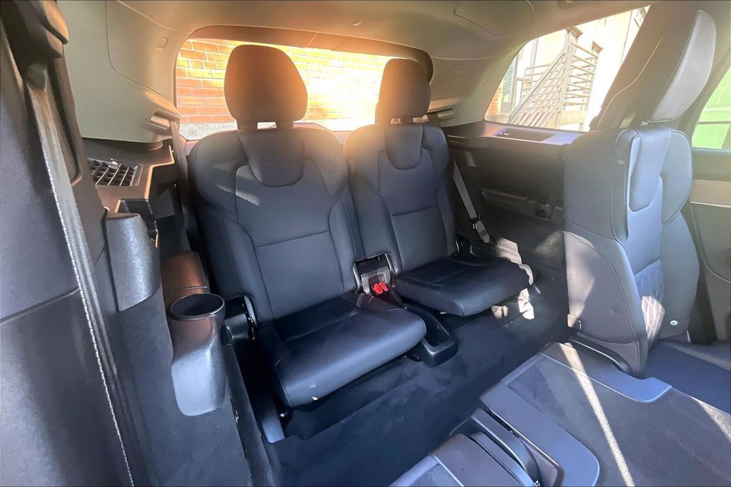 Certified 2026 Volvo XC90 B6 Plus AWD/4WD image 38