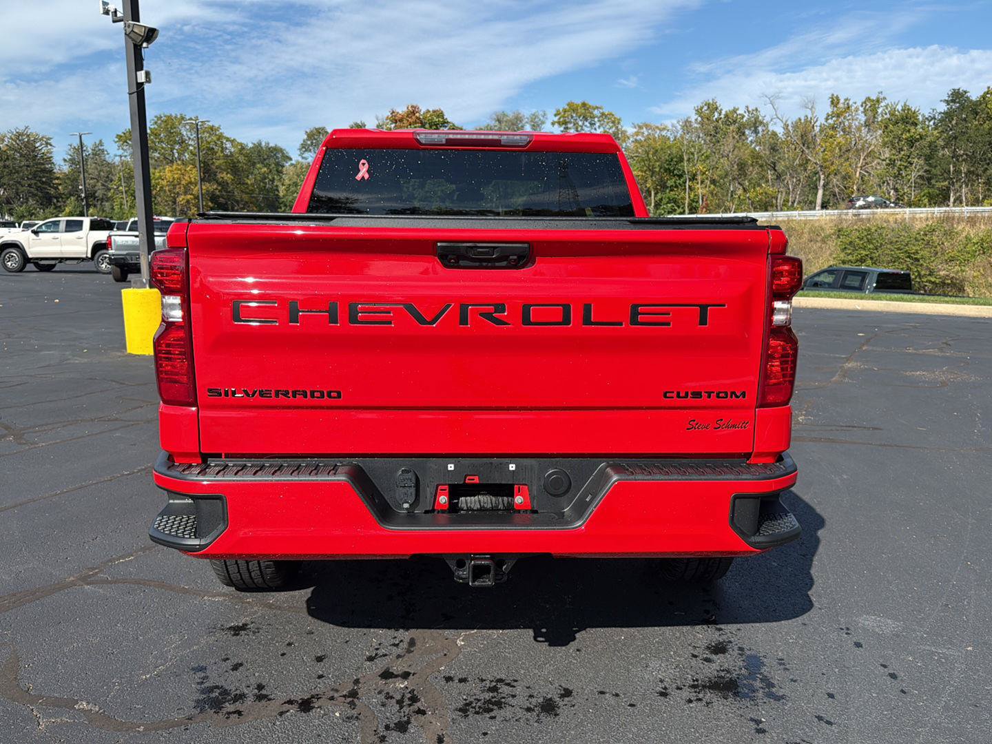 Used 2024 Chevrolet Silverado 1500 Custom w/ LPO, Dark Essentials Package AWD/4WD image 4
