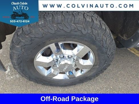Used 2015 GMC Sierra 2500 SLT w/ Duramax Plus Package AWD/4WD image 3