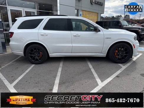 Used 2023 Dodge Durango R/T w/ Hemi Orange Plus Package image 7