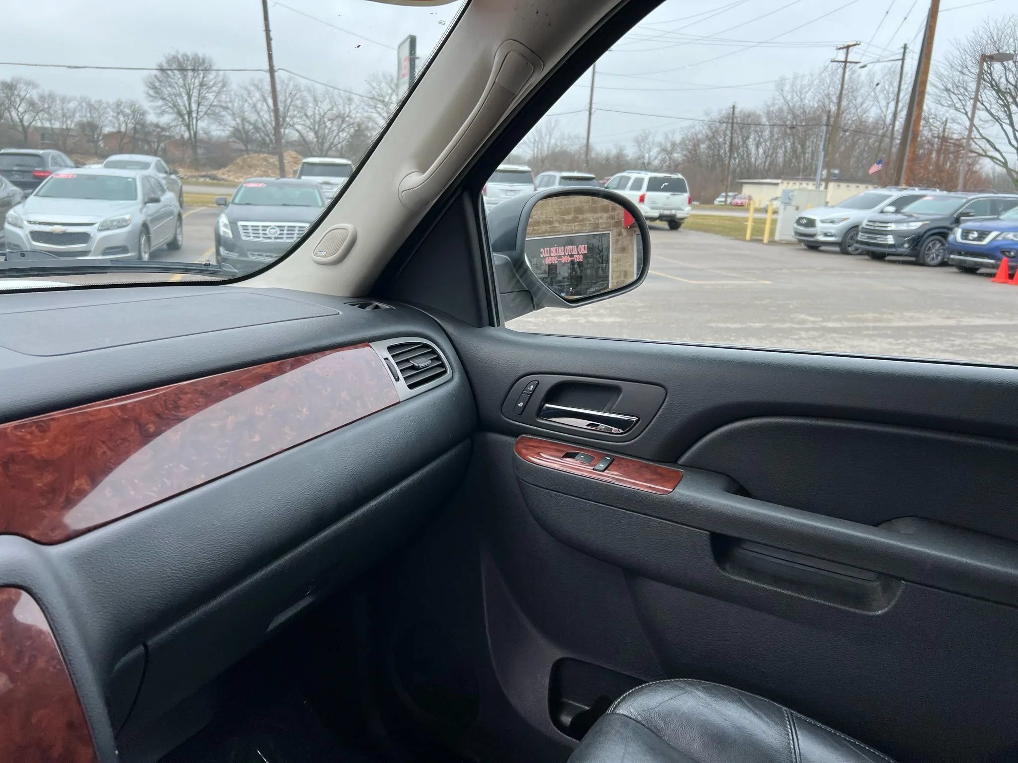 Used 2012 Chevrolet Tahoe LT AWD/4WD image 15