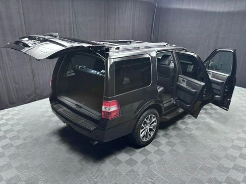 Used 2015 Ford Expedition XLT w/ Equipment Group 202A AWD/4WD image 20