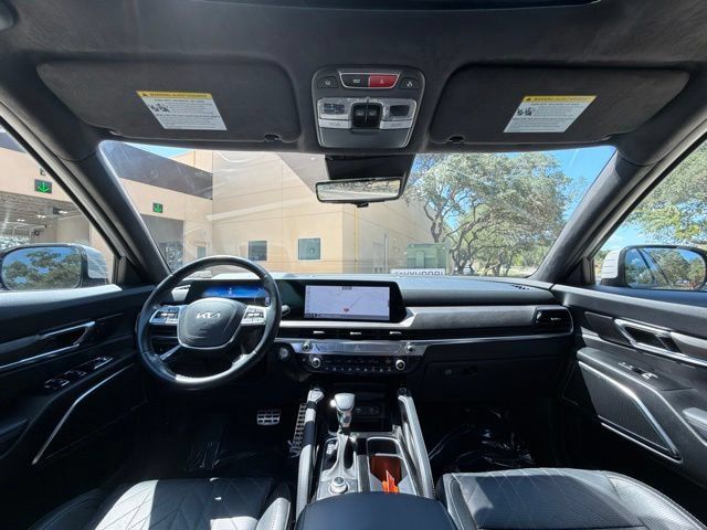 Used 2024 Kia Telluride SX Prestige X-Pro AWD/4WD image 11