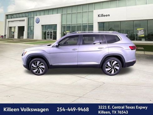 New 2025 Volkswagen Atlas SEL image 4