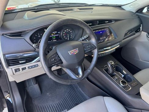 Used 2019 Cadillac XT4 Premium Luxury AWD/4WD image 12
