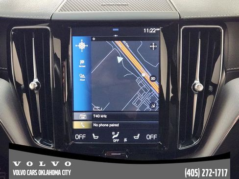 Used 2020 Volvo XC60 T5 R-Design image 16