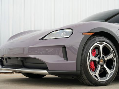 Used 2025 Porsche Taycan 4S image 61