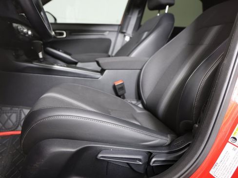 Used 2024 Honda Civic Sport image 11