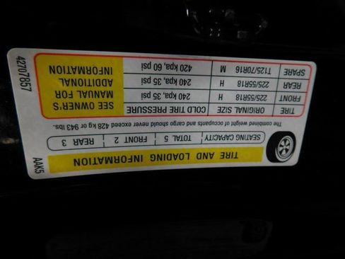 Used 2023 Chevrolet TrailBlazer RS w/ Convenience Package image 55