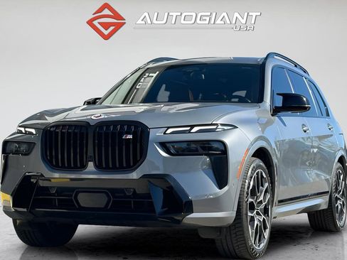 Used 2023 BMW X7 M60i w/ Executive Package image 5