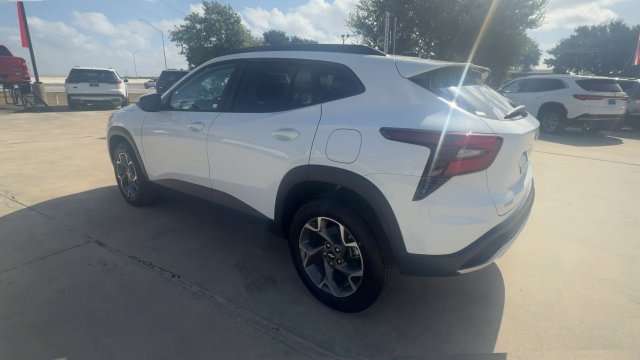 Certified 2026 Chevrolet Trax LT FWD image 6