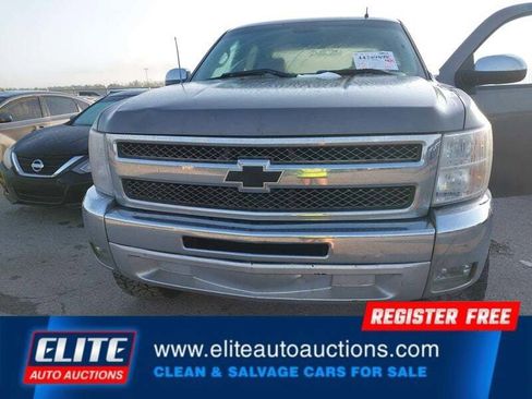 Used 2012 Chevrolet Silverado 1500 LT image 11