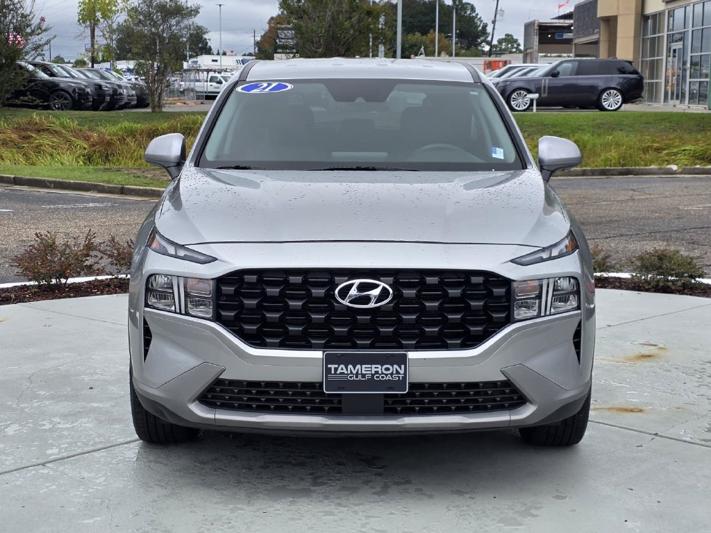 Used 2021 Hyundai Santa Fe SE FWD image 2